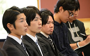 株式会社リアライブによるキャリアガイダンス